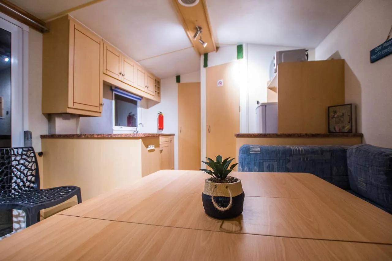 Waterfront 2 Bedroom Mobilhome Quarter of Orleans Campsite